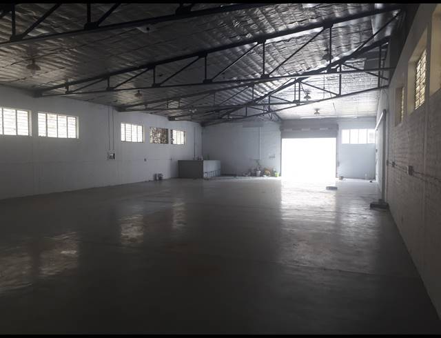 380M² WAREHOUSE TO LET IN NELSPRUIT CENTRAL